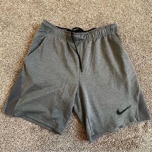 Nike Men's Gray Athletic Shorts